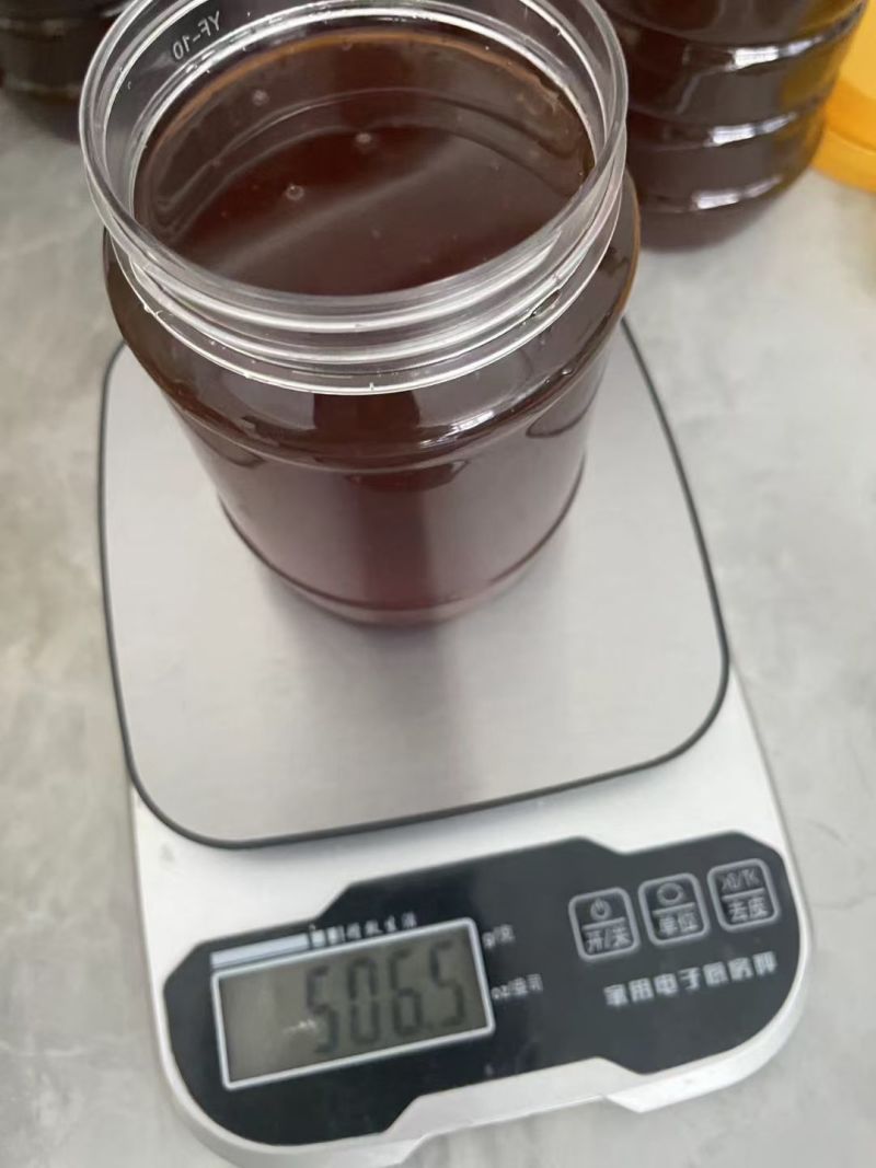 此蜜正宗，一年割一次，有1斤装的，还有2斤装的，全国发货。