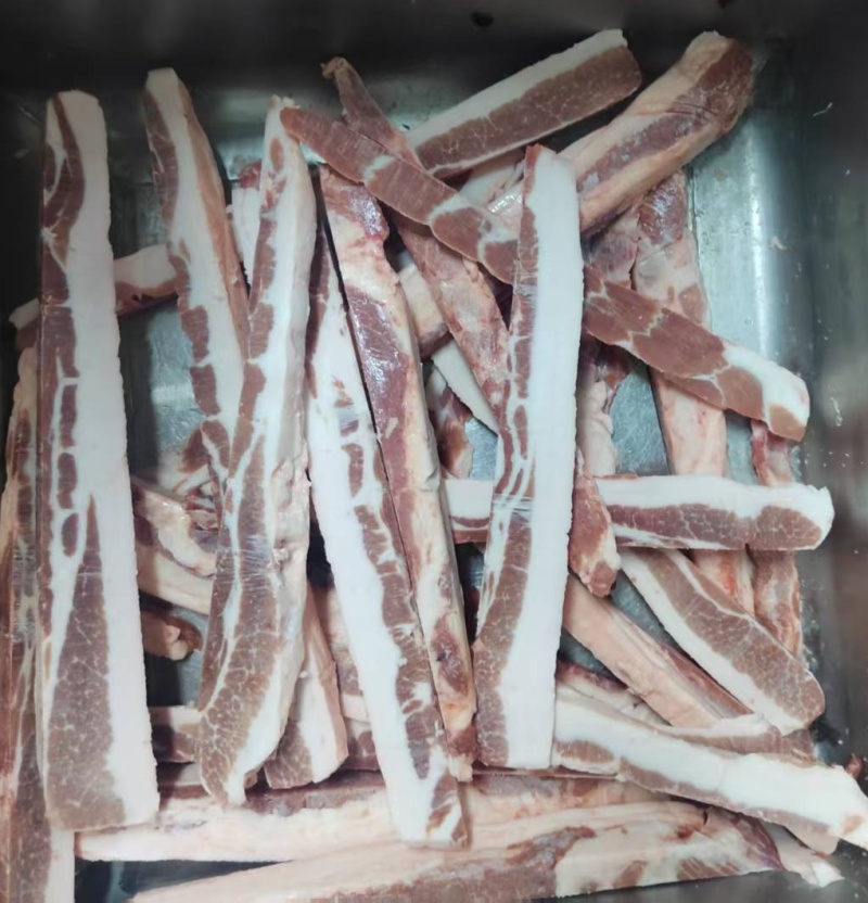 去皮五花肉块条，出的下脚料价格合适