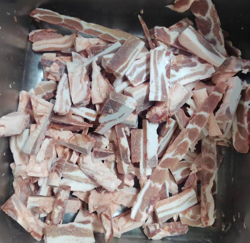 去皮五花肉块条，出的下脚料价格合适