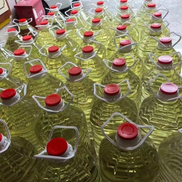 茅台镇酱香白酒
