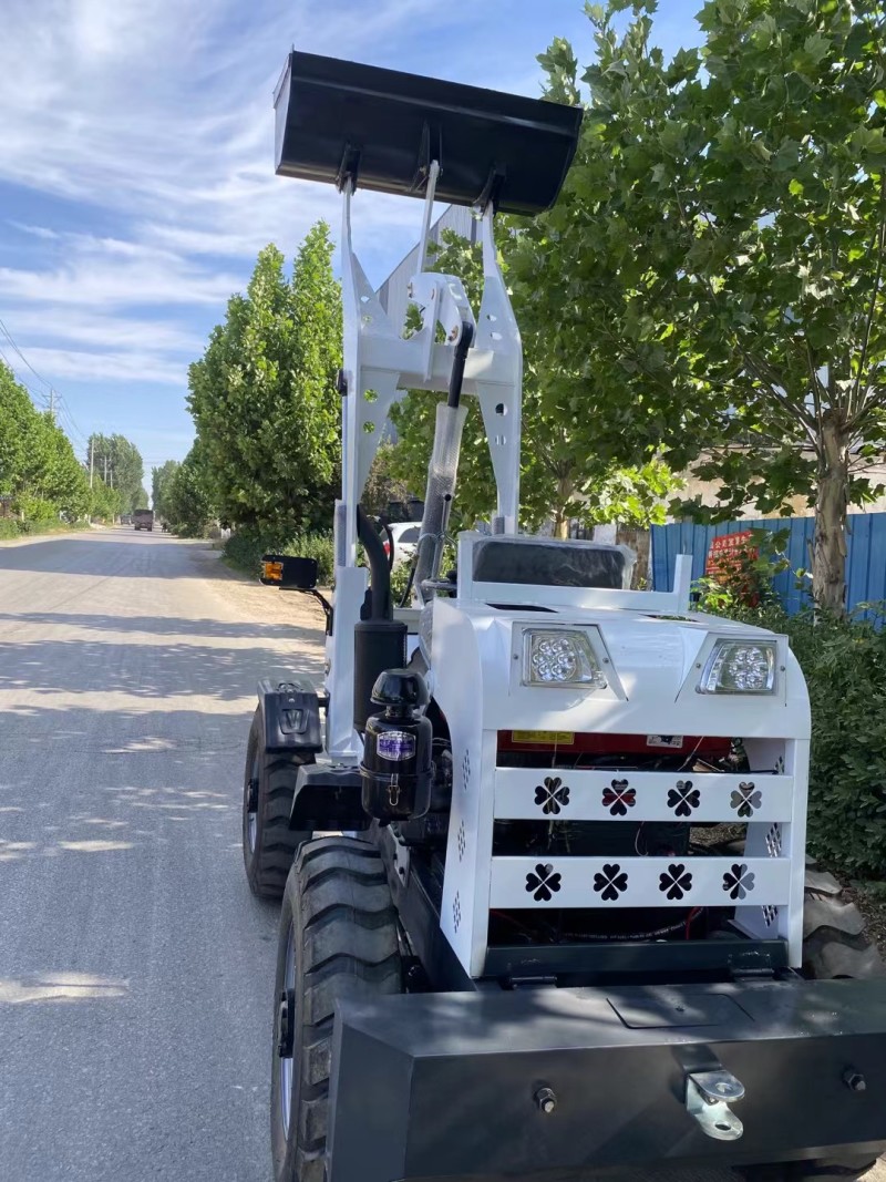 小铲车，装载机