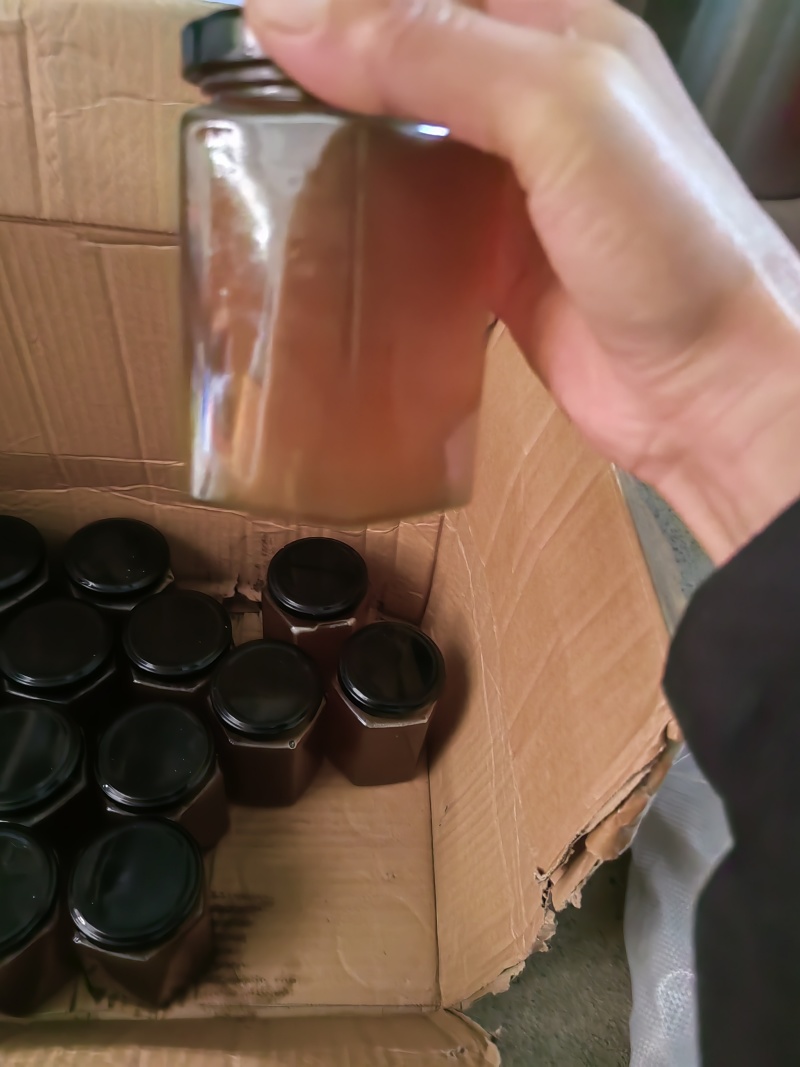 【热卖】广西野生蜂蜜土蜂蜜品质上乘全国可发欢迎电联