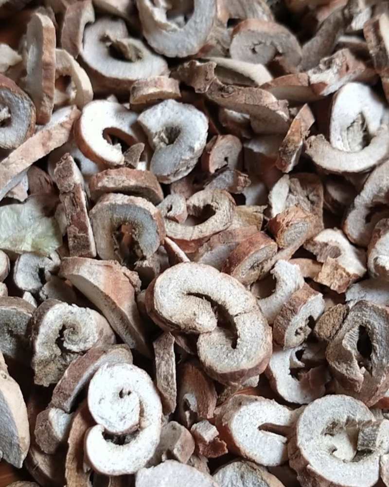 牡丹皮牡丹片地道药材品质保证量大价优欢迎来电