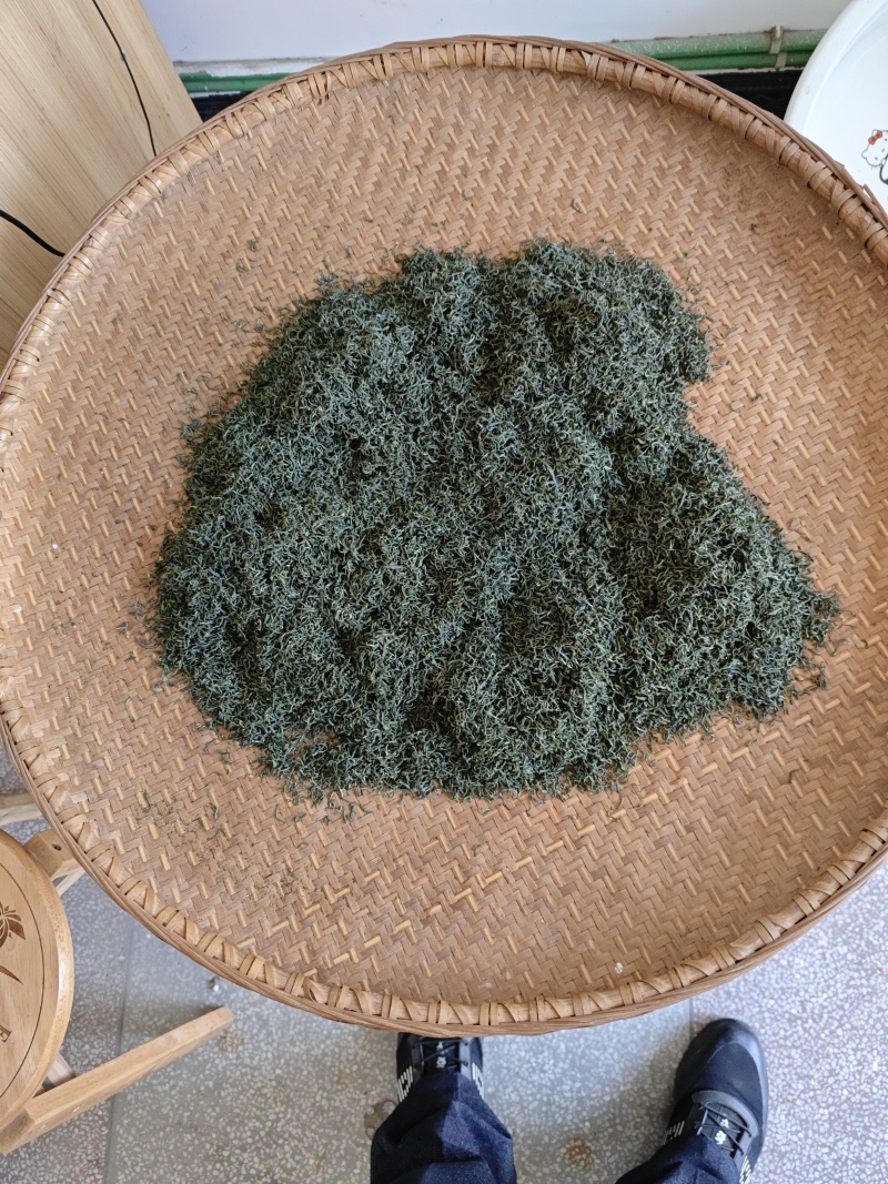 天柱弦月，天柱剑豪茶叶。