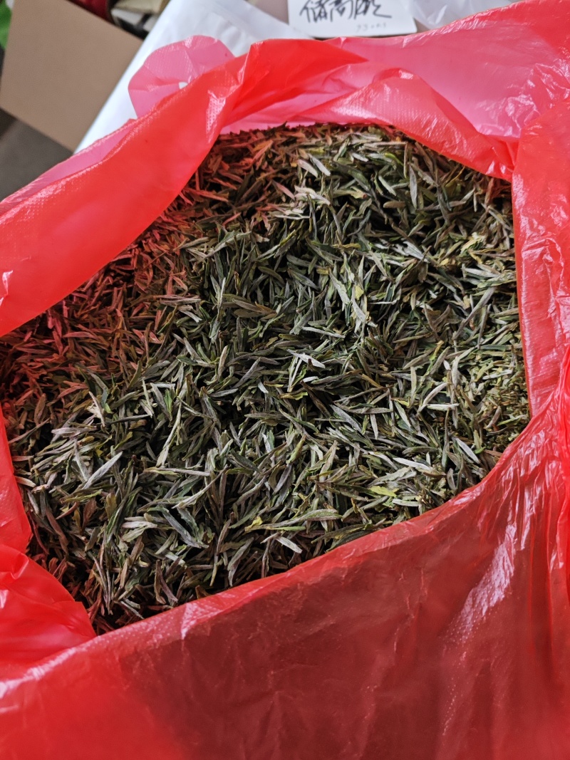 天柱弦月，天柱剑豪茶叶。