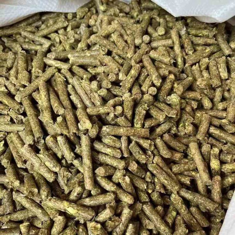 静雯牧草花生秧颗粒