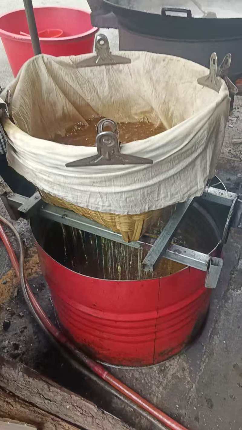 山茶油山茶籽油农家自产品质保证量大从优