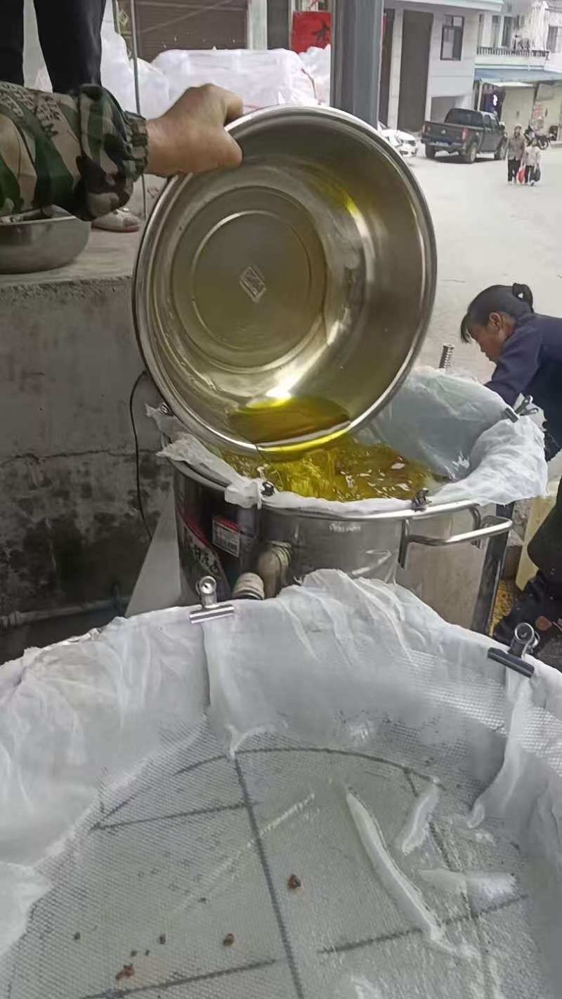 山茶油山茶籽油农家自产品质保证量大从优