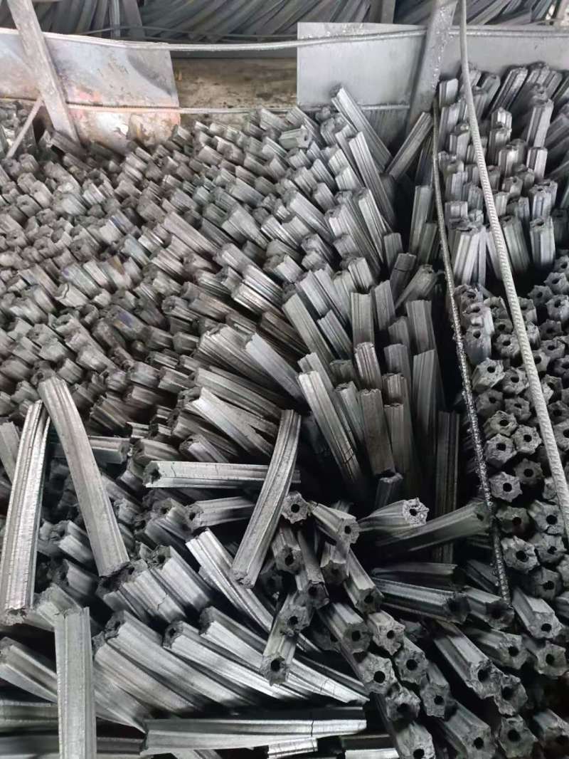 木糠机制炭