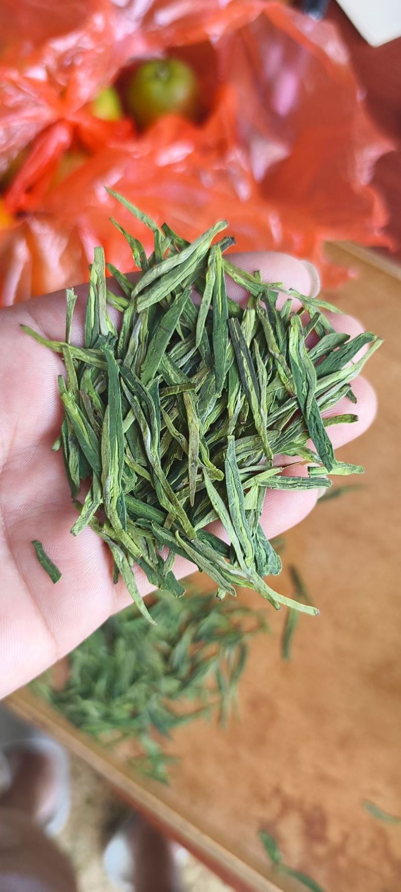 龙形绿茶有2000斤