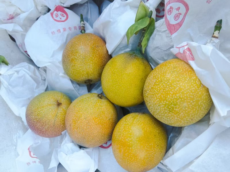 香甜可口，口感的话就是香甜浓郁的花香味，双版纳热情股果称爱情