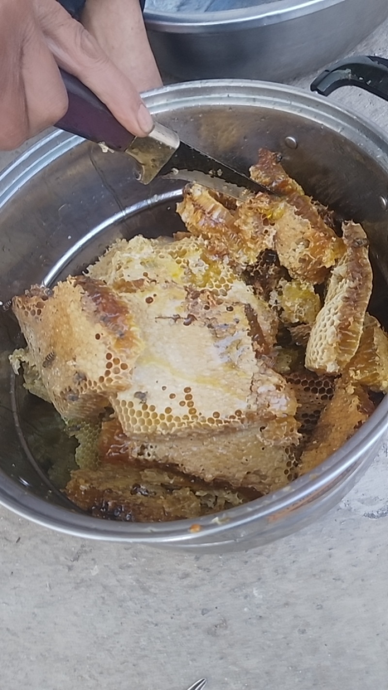 真正的土蜂蜜，正规、正品，无***剂，绝对***