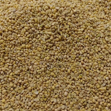 碎黄豆，养殖饲料，种地施肥均可使用！