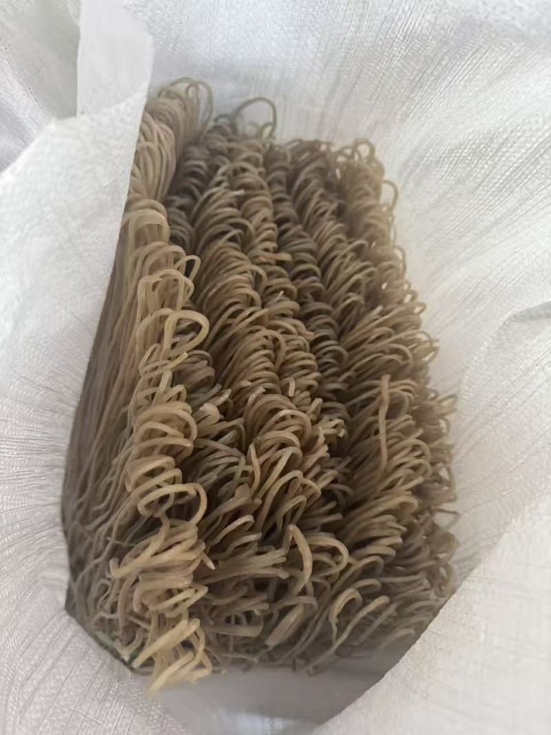 自己家种，自己家做的纯红薯粉条