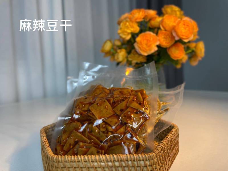 麻辣，五香豆干