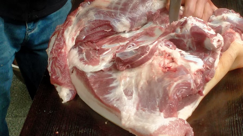 诗乡农家雪花猪肉