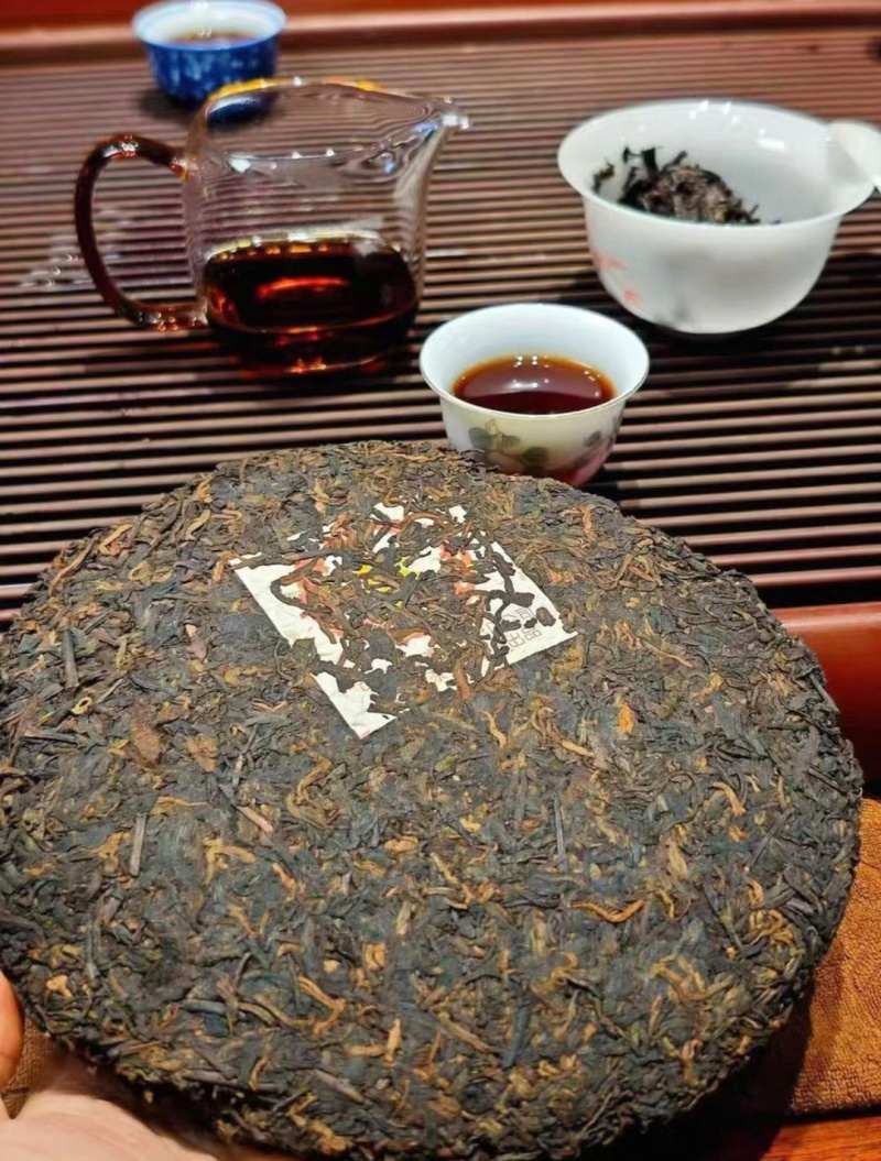 2005年中茶7572橙印老熟茶饼，干仓，不接受电商合作。