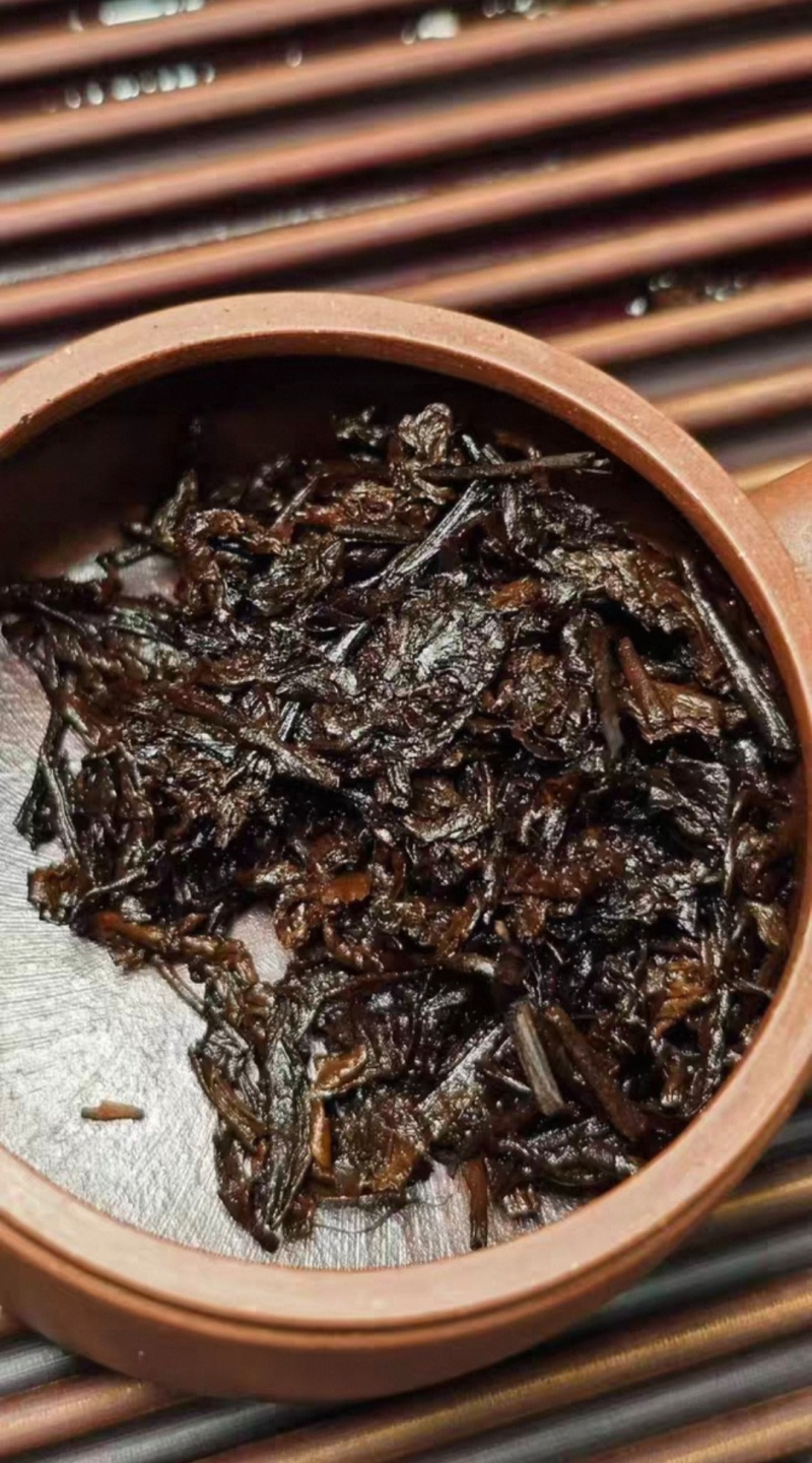 2005年中茶7572橙印老熟茶饼，干仓，不接受电商合作。
