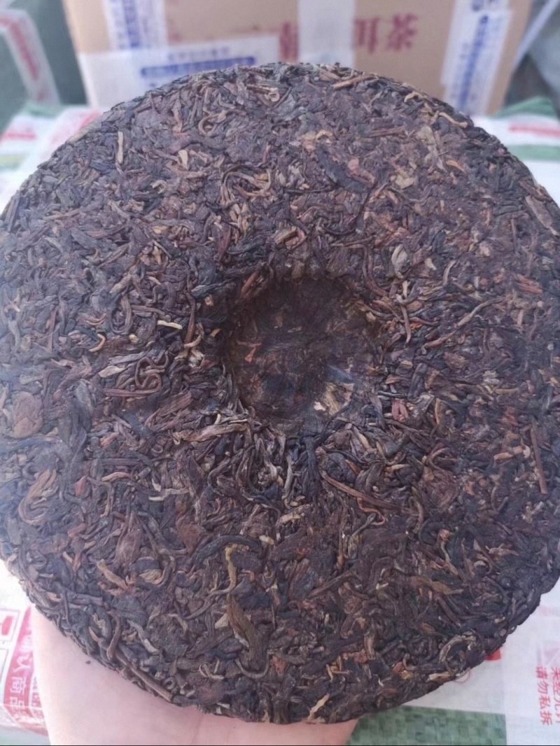 2003年宋聘号老生茶，数量有限，不合作电商可批发零售直接问