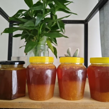 云南土蜂蜜，百花蜜，***，自然结晶