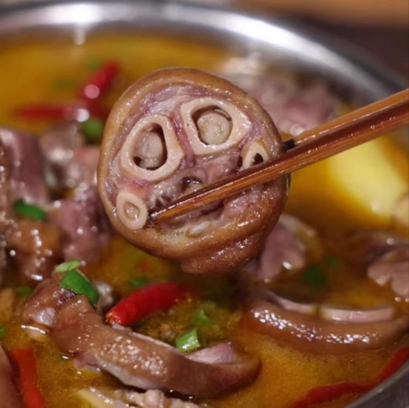 香薰腊肉猪脚，排骨，香肠