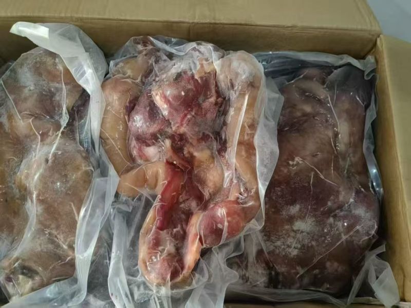 火烧熟牛头肉，香透入骨，软烂弹牙，秘制老卤慢炖，好吃不贵。