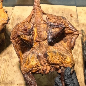 **优惠腊肉规格齐全长期供应正品保障柴火烟熏腊鸡