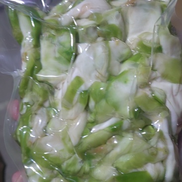新鲜榨菜片