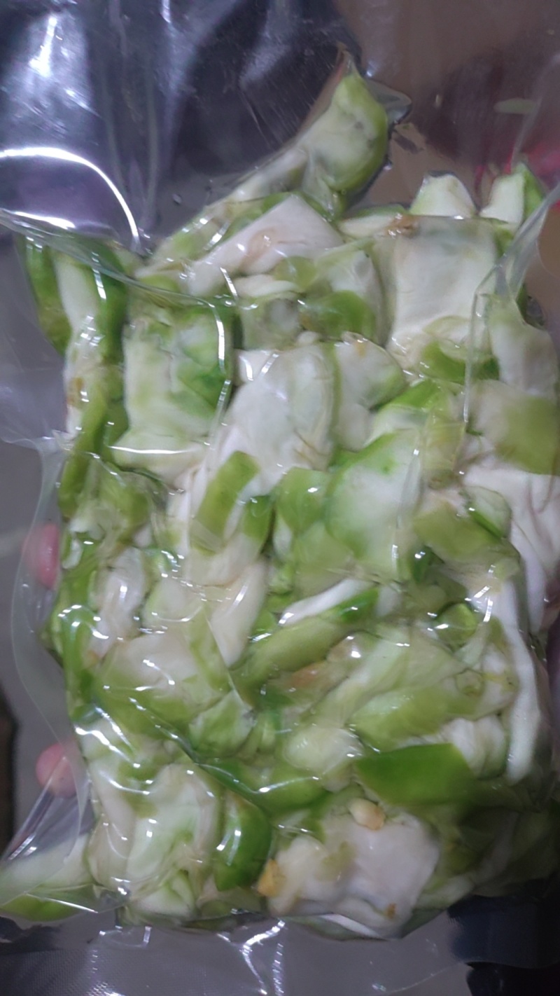 新鲜榨菜丝