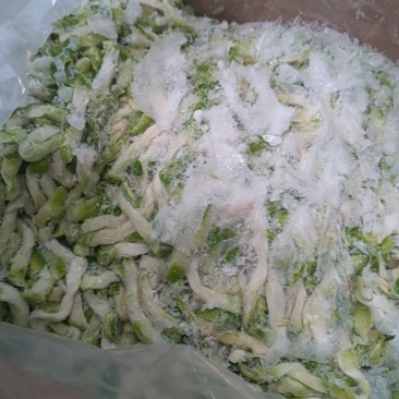 新鲜榨菜丝