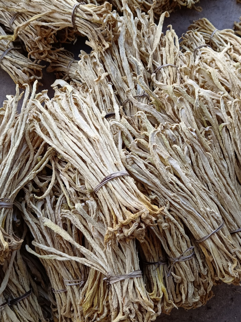 云南高山萝卜干脆甜爽口。做麻辣萝卜必备品。