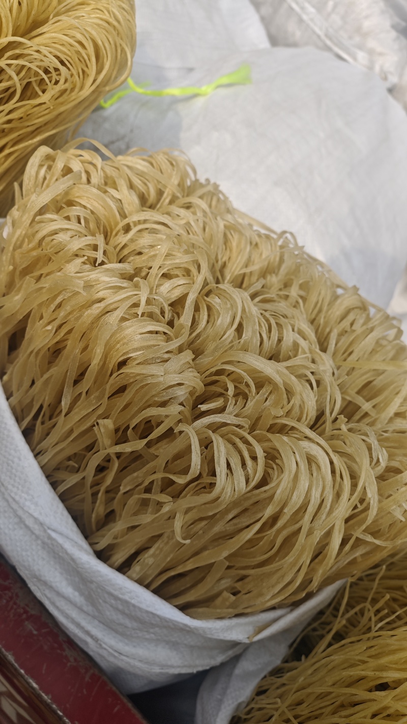 农家自产优质红薯粉条。数量有限。