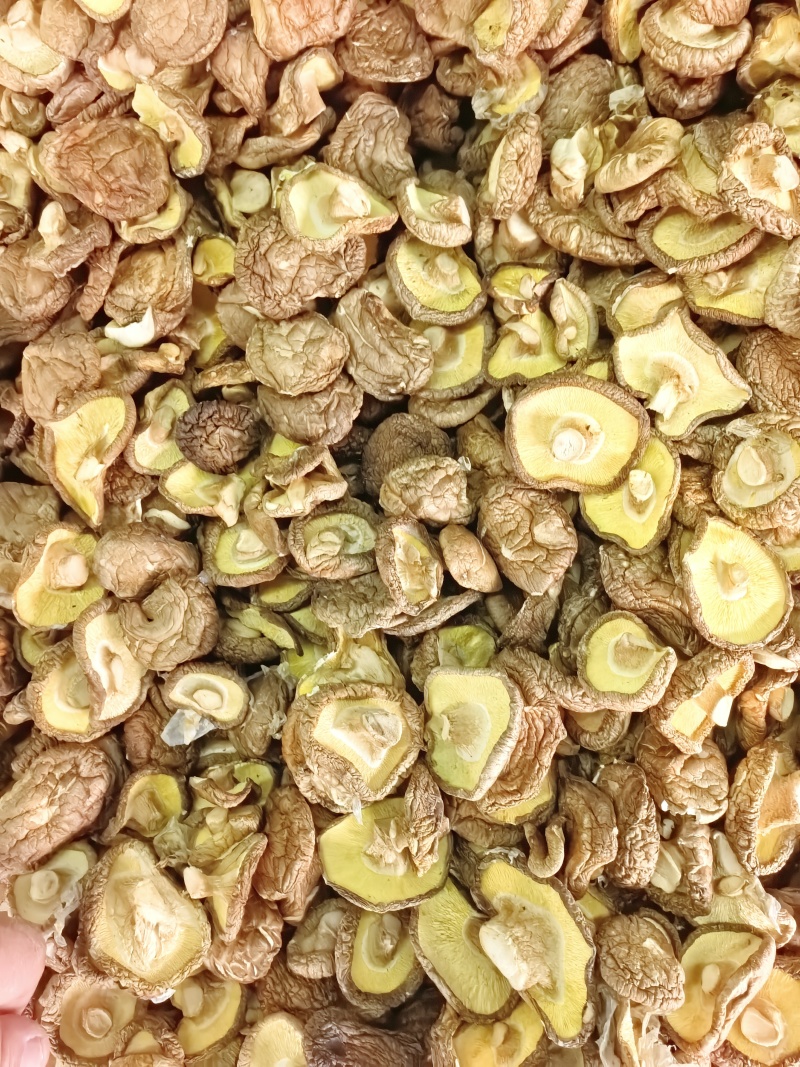 食用菌干货/干香菇/厂家直发/量大从优/诚信经营/一手货源