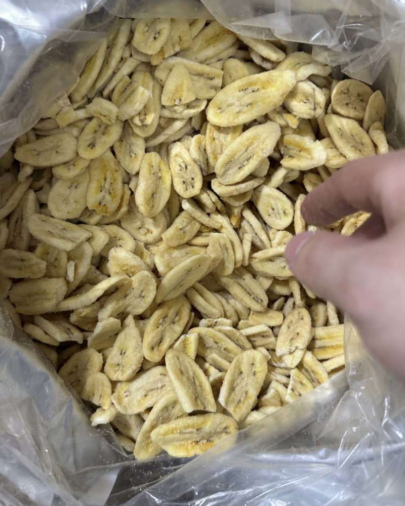 香蕉片现货多多需要老板联系我价格也便宜