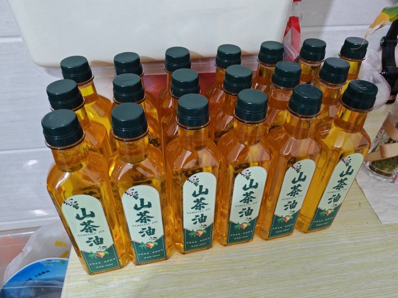 卖山茶籽油