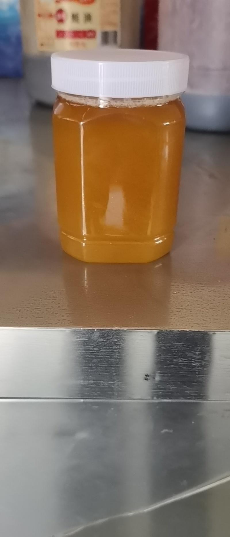 出售土蜂蜜，有要的朋友联系***********
