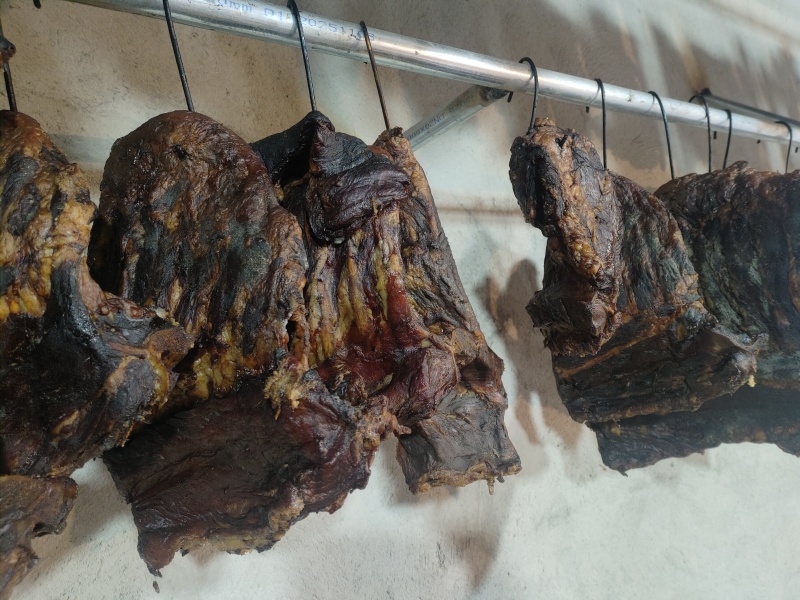 腊肉，香肠，腊猪脚
