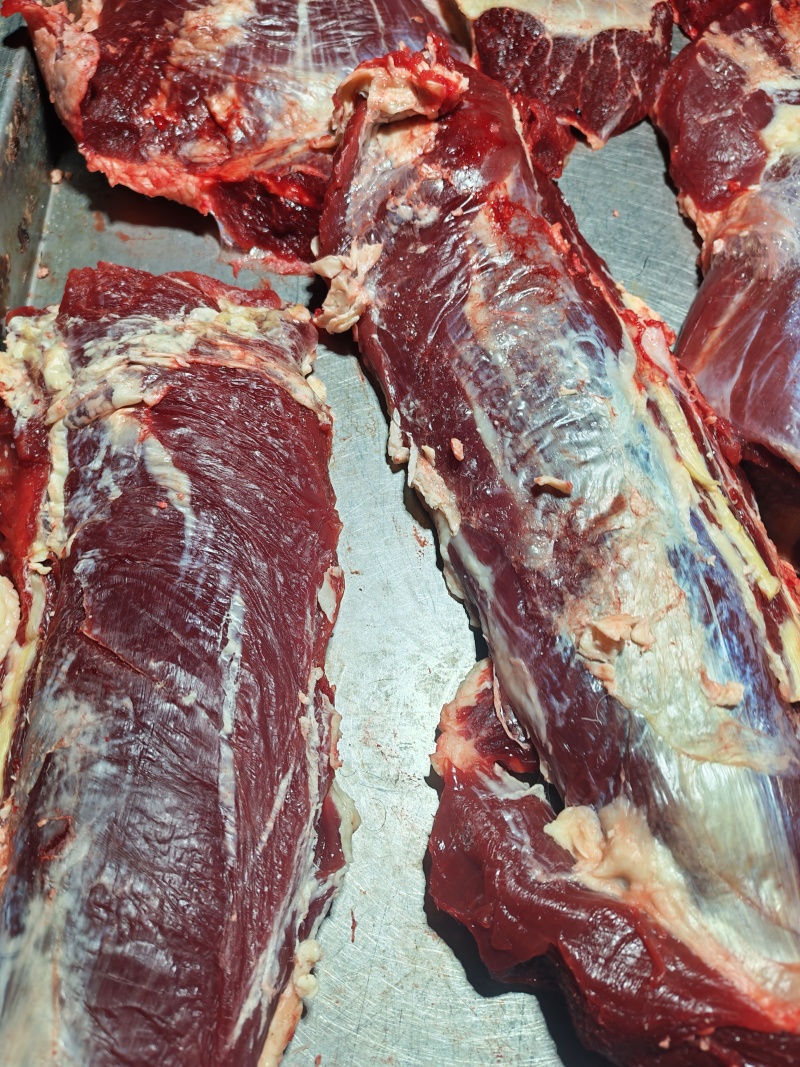 河北张家口新鲜牛肉基地养殖活牛现宰现杀质量保证部位可选