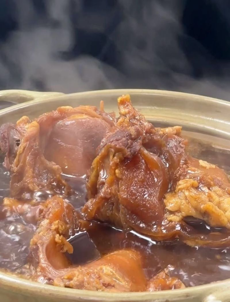 牛窝骨肉多，带筋膜饭店，食堂，好食材，