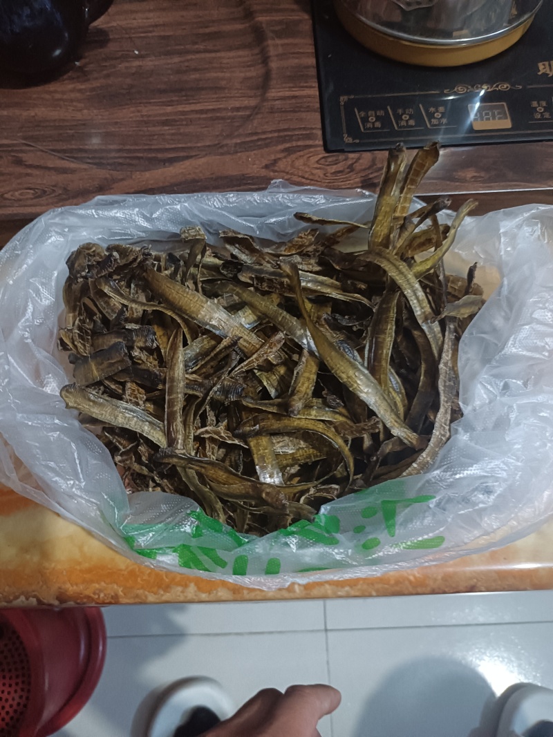 浙江货全开精品干蚯蚓市场价多少钱一公斤？