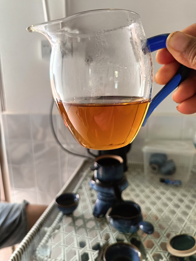 云南野生古树红茶