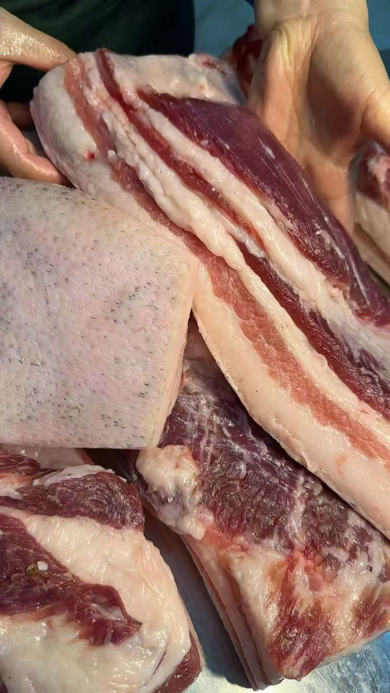 腊肉，腊肠，腊猪脚，腊排骨，香肠排骨，