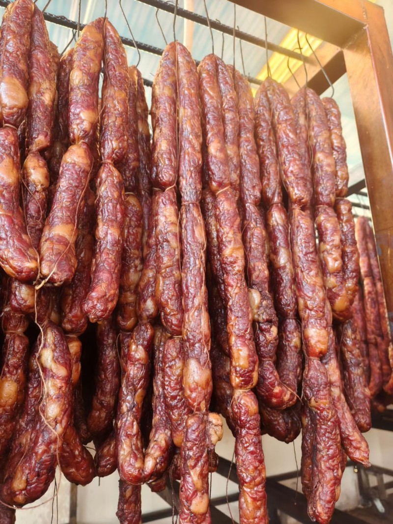 腊肉，腊肠，腊猪脚，腊排骨，香肠排骨，