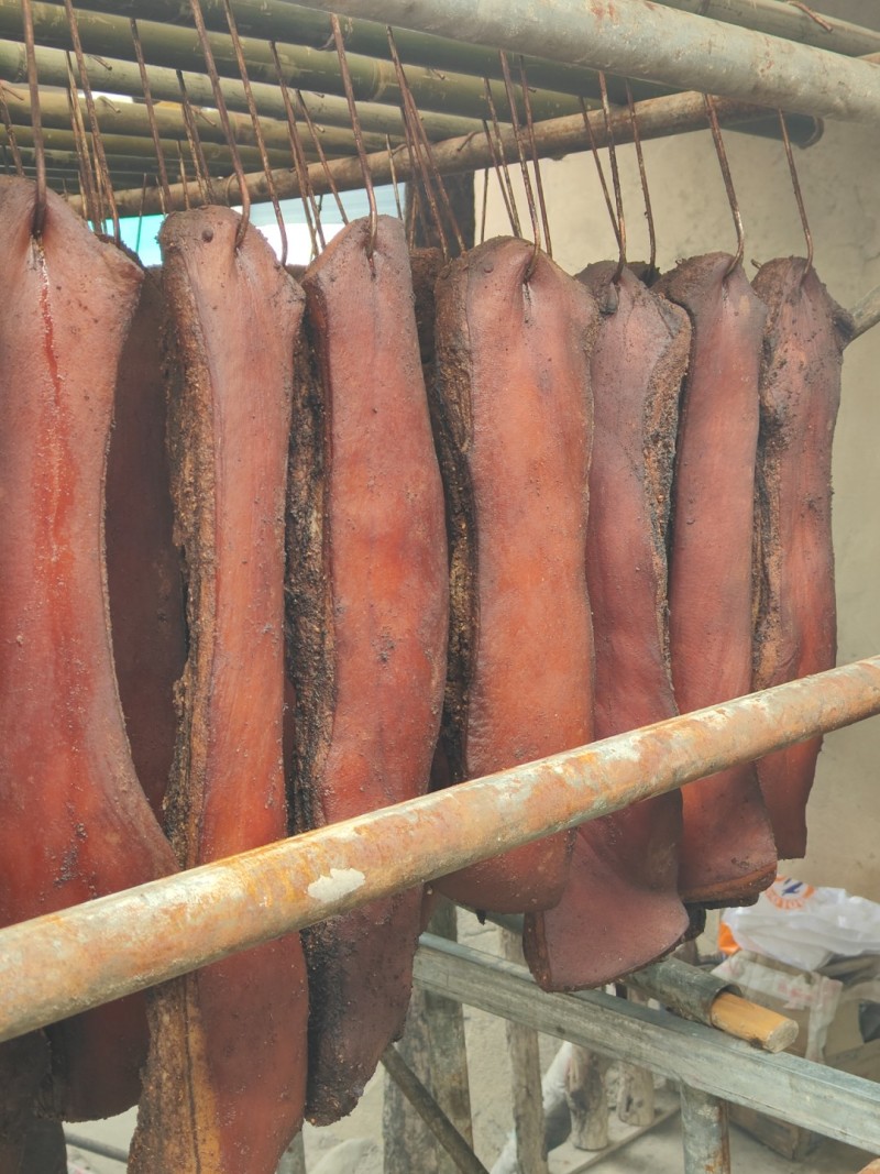 腊肉，腊肠，腊猪脚，腊排骨，香肠排骨，