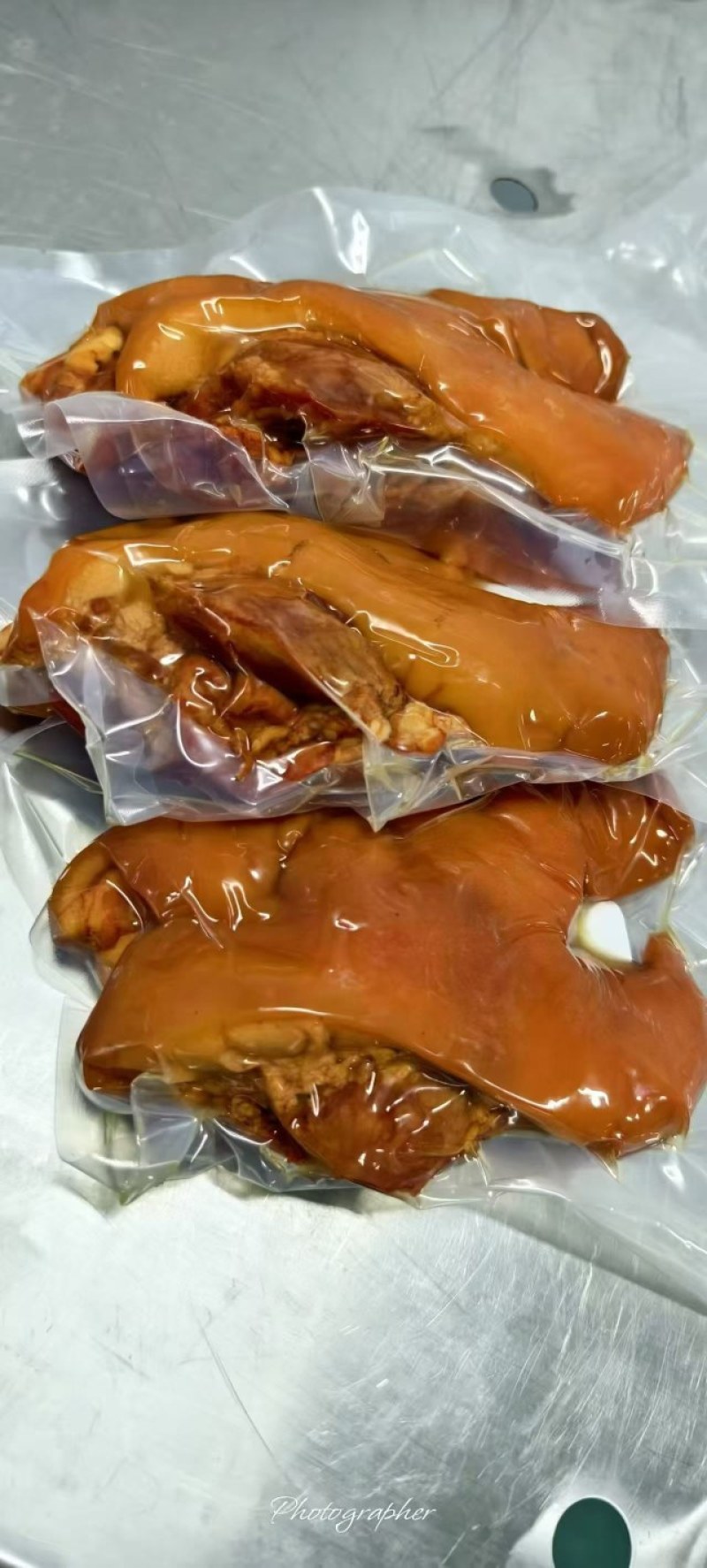 五香卤猪头肉，带核桃肉，带拱嘴1件20斤，7-9片