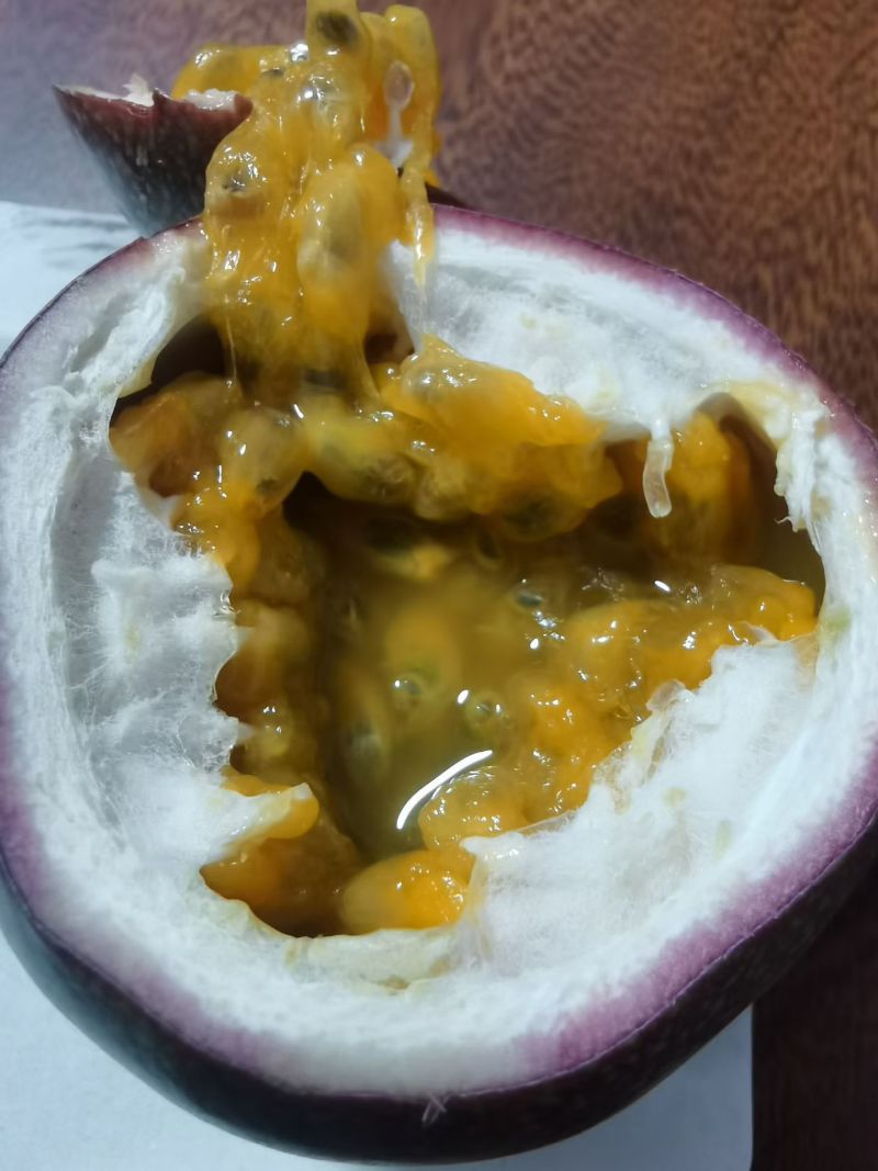 密桃百香果