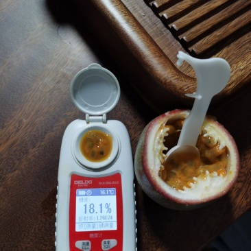 密桃百香果