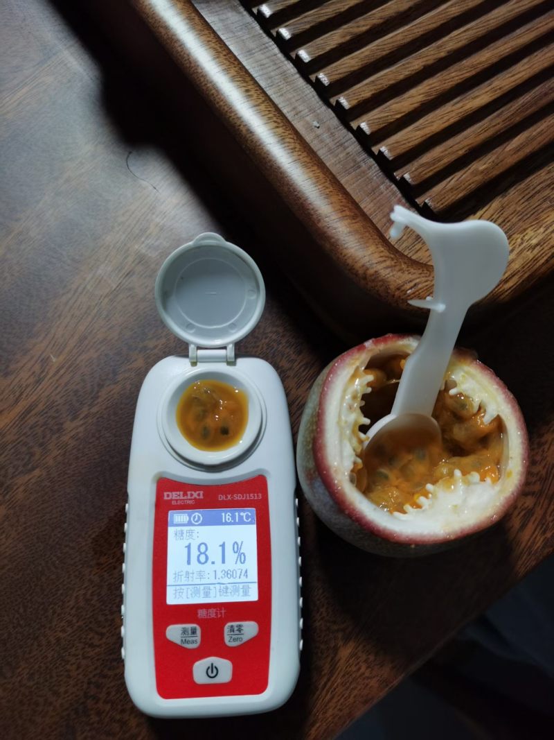 密桃百香果