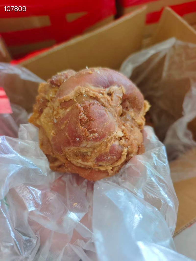 酱卤猪腱子，熟猪腱子