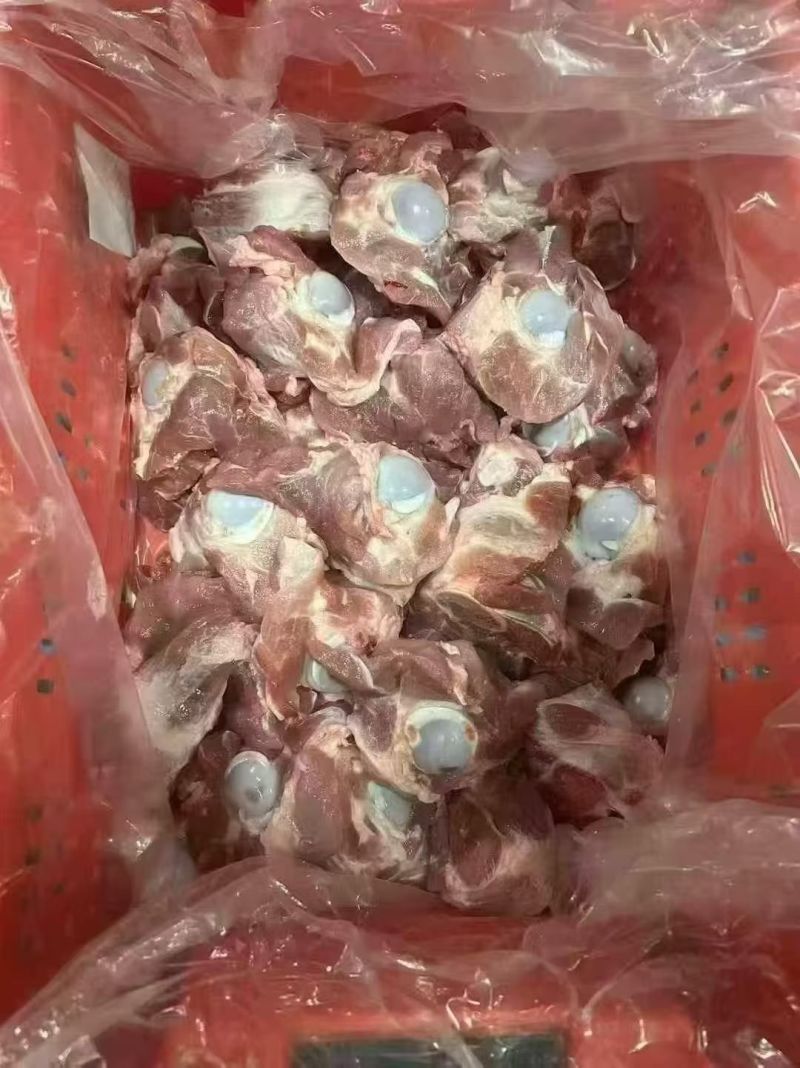 电商**:前圆骨。前后腿骨。切块。带肉高。定制，加工。包装，